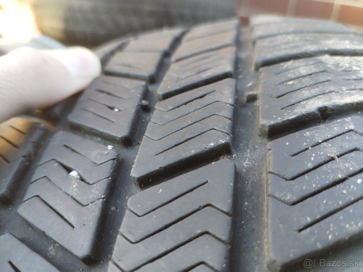 Predám 205/55 r16 pneumatiky - 3