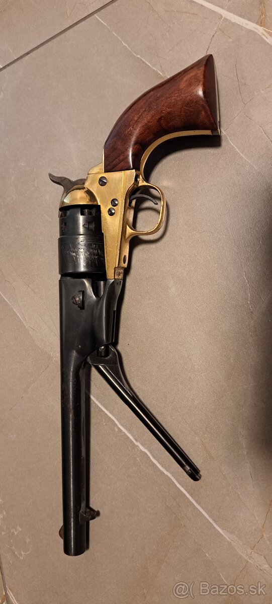 Perkusny revolver - 3