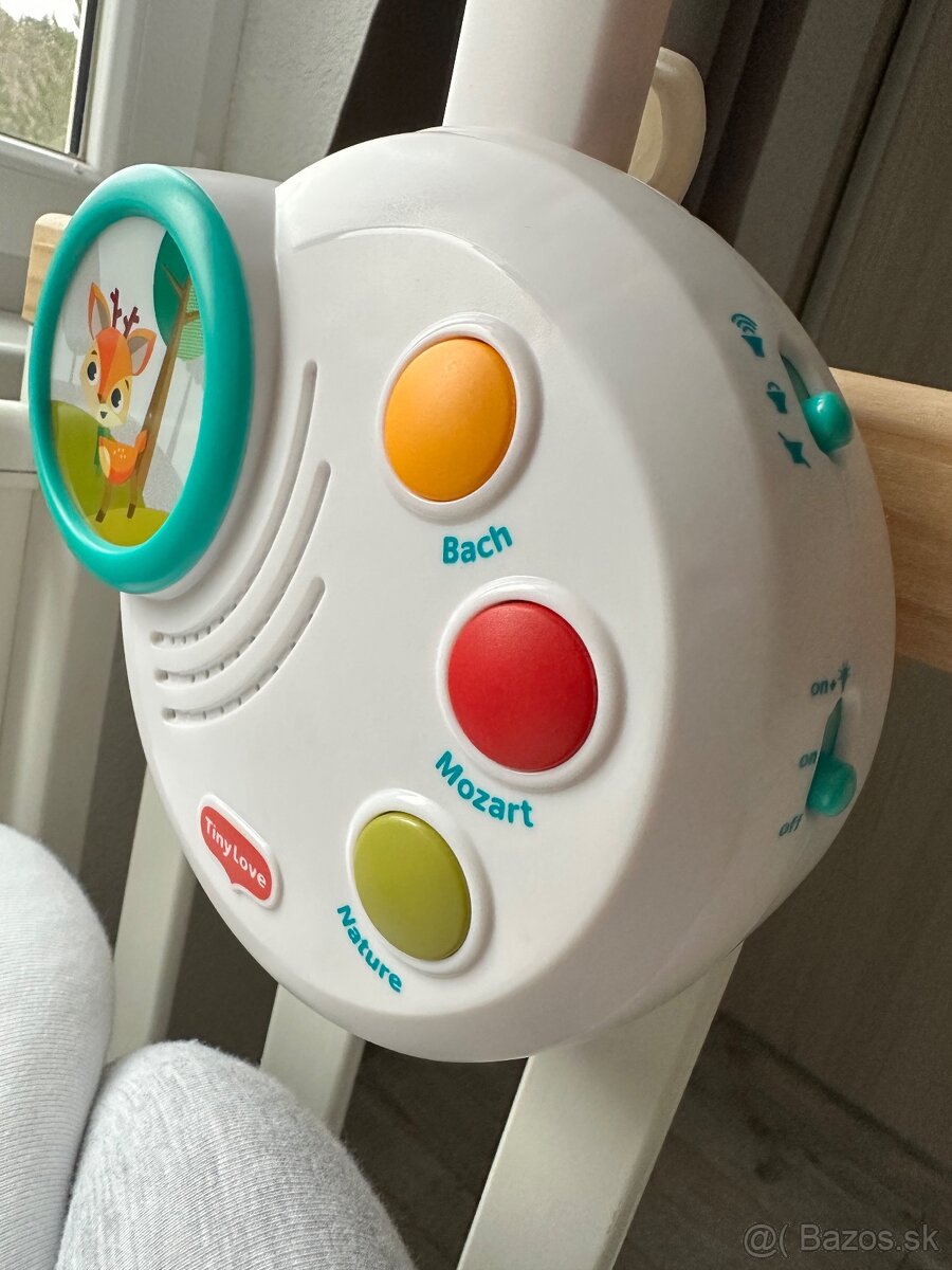 Kolotoč nad postieľku - 3