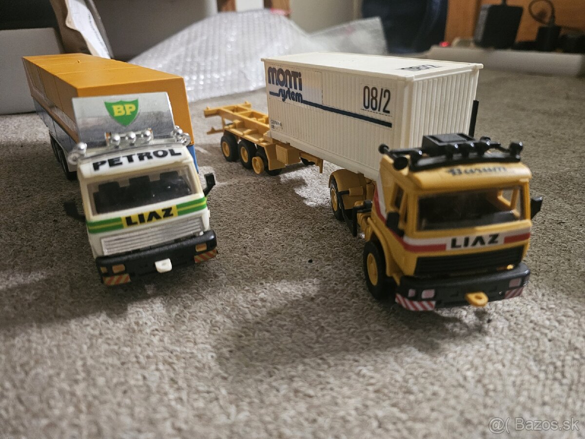 Dve autička Liaz - 3