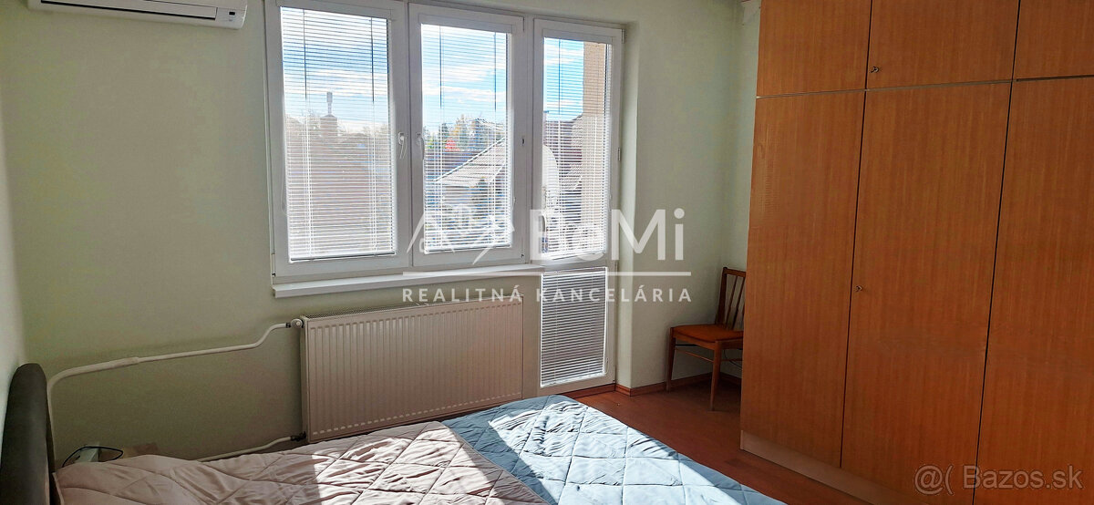 Priestranný 4-izbový rodinný dom v Malinove 005-12-NIBAa - 3