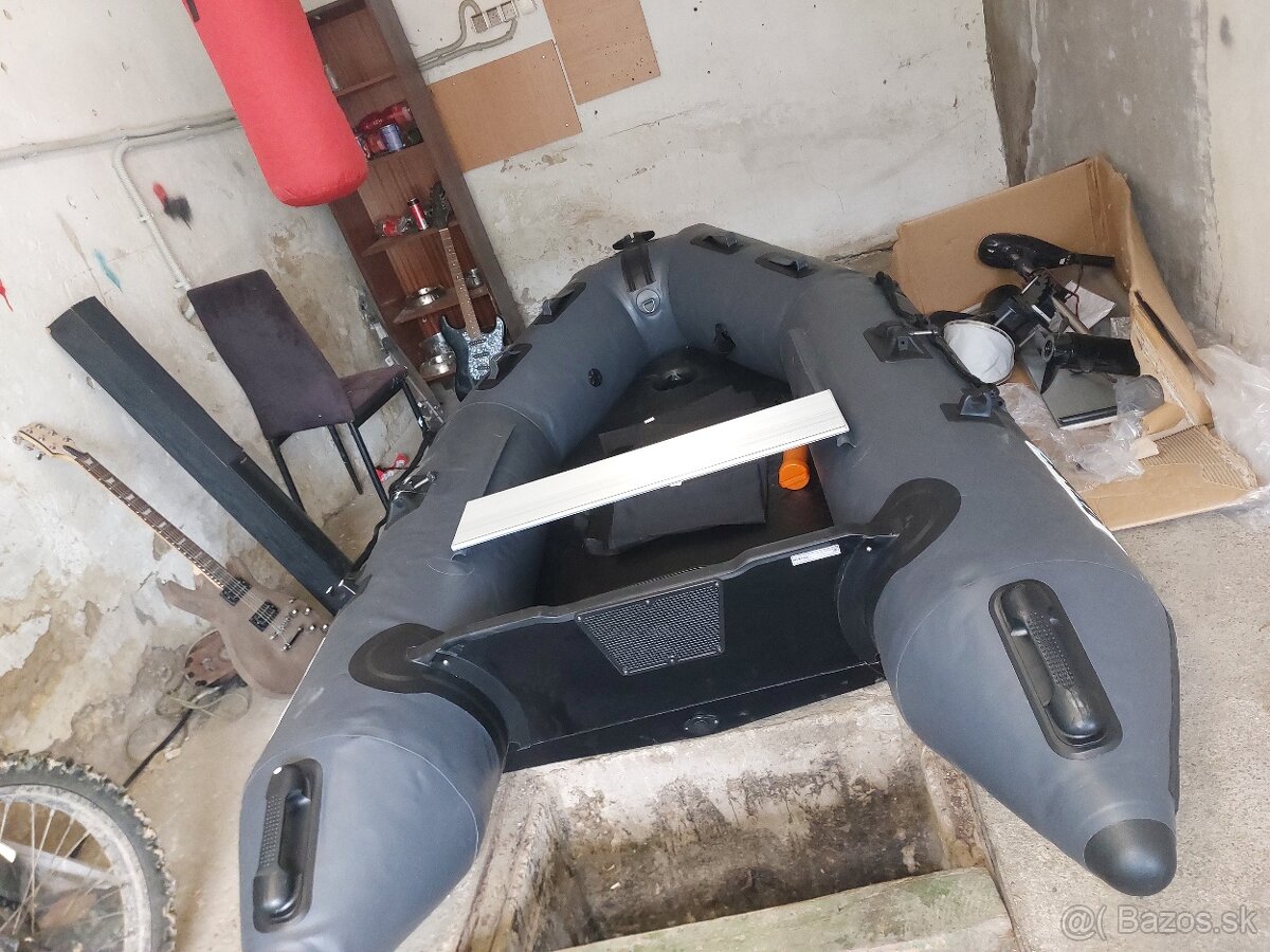 Čln Starkboat DT-270S +Rybársky elektromotor Rhino VX65 - 3