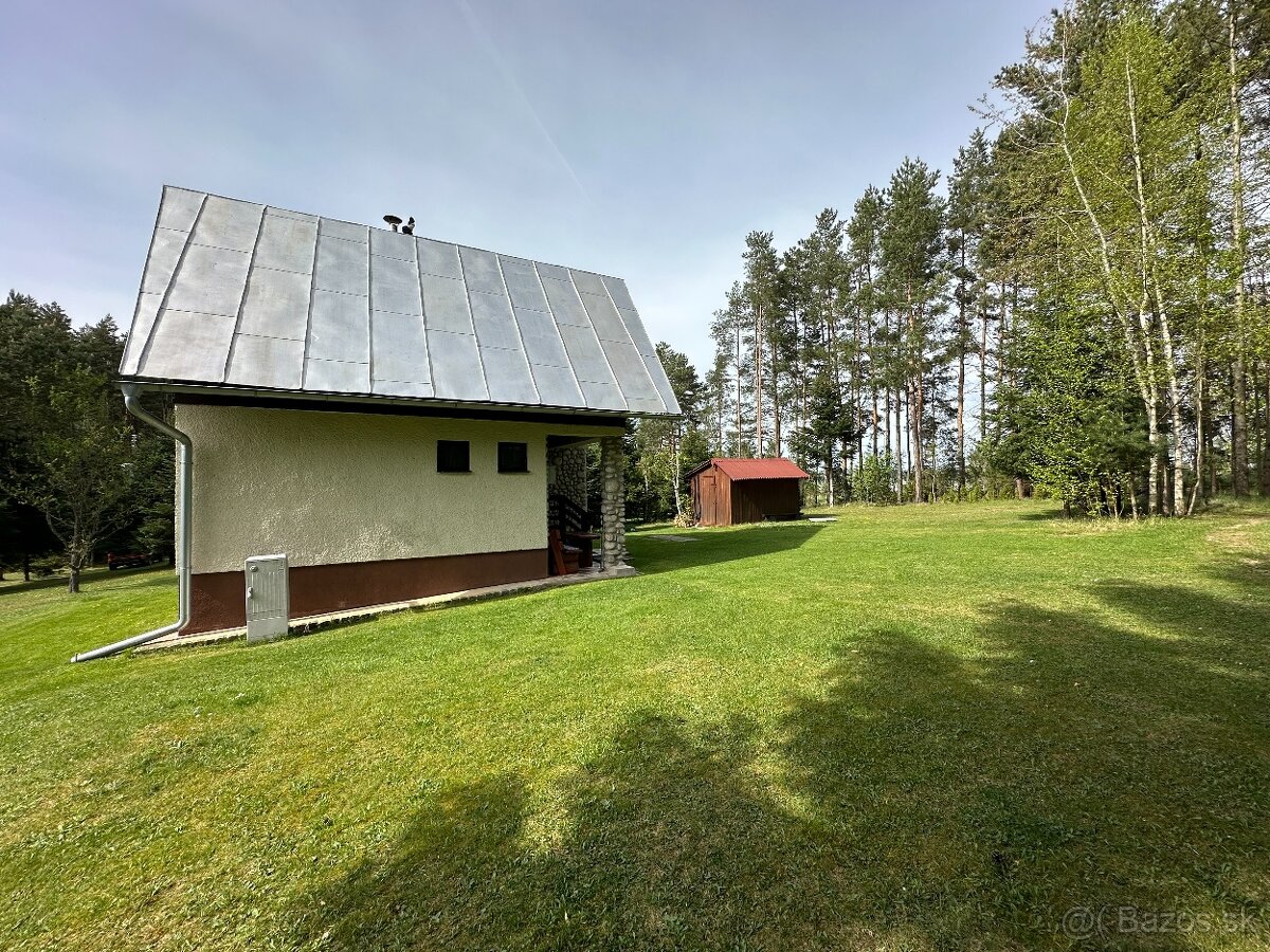 Chata na Košiarnom Briežku, časť Červený Jarok, okr. Sp. Nov - 3