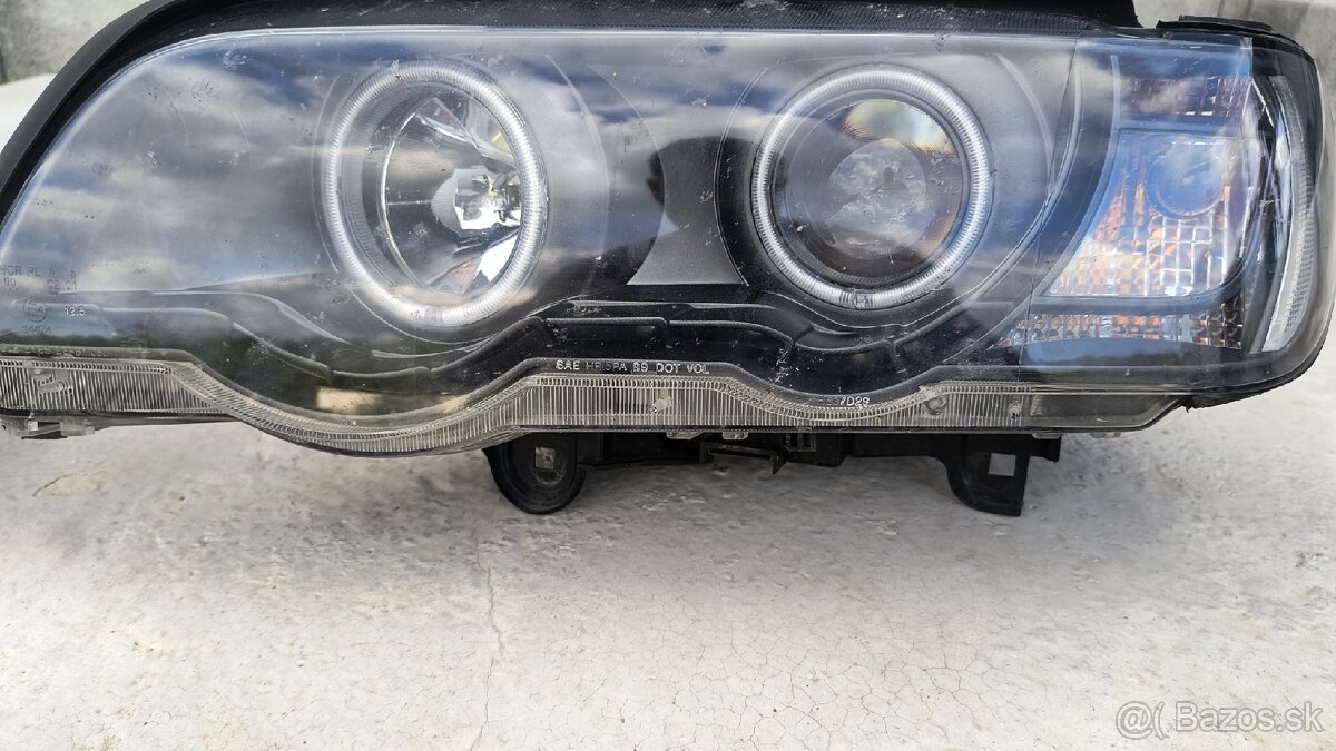 predam predne svetla BMW e53 2002 - 3