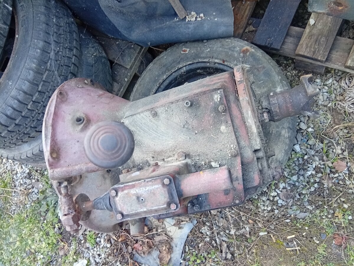 Predám tuto prevodovku z PV3S - 3