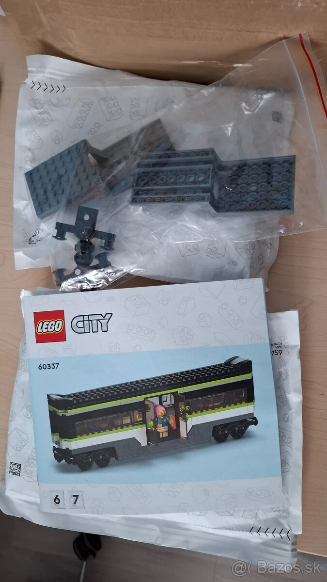 Vagon z lego vlaku 60337 - 3