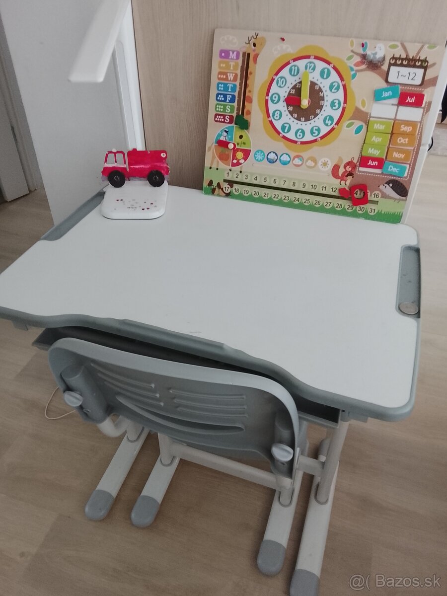 Detská posteľ a stolik - 3