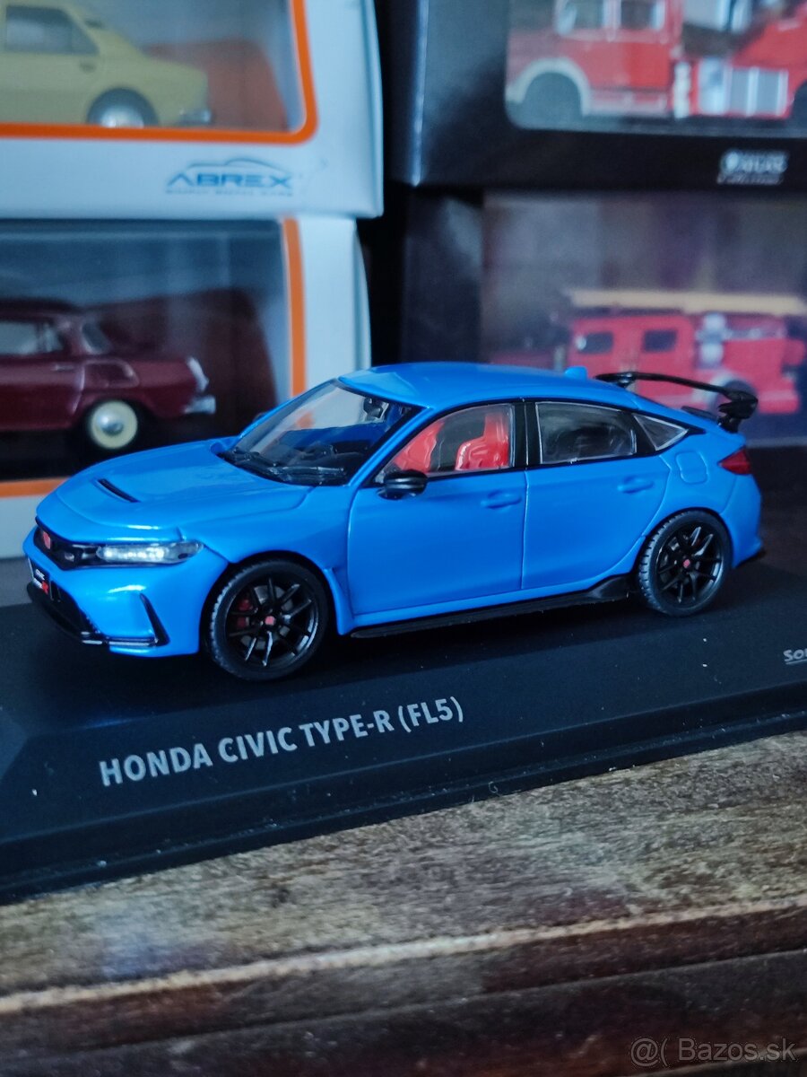 Modely áut Honda a Volvo - 3