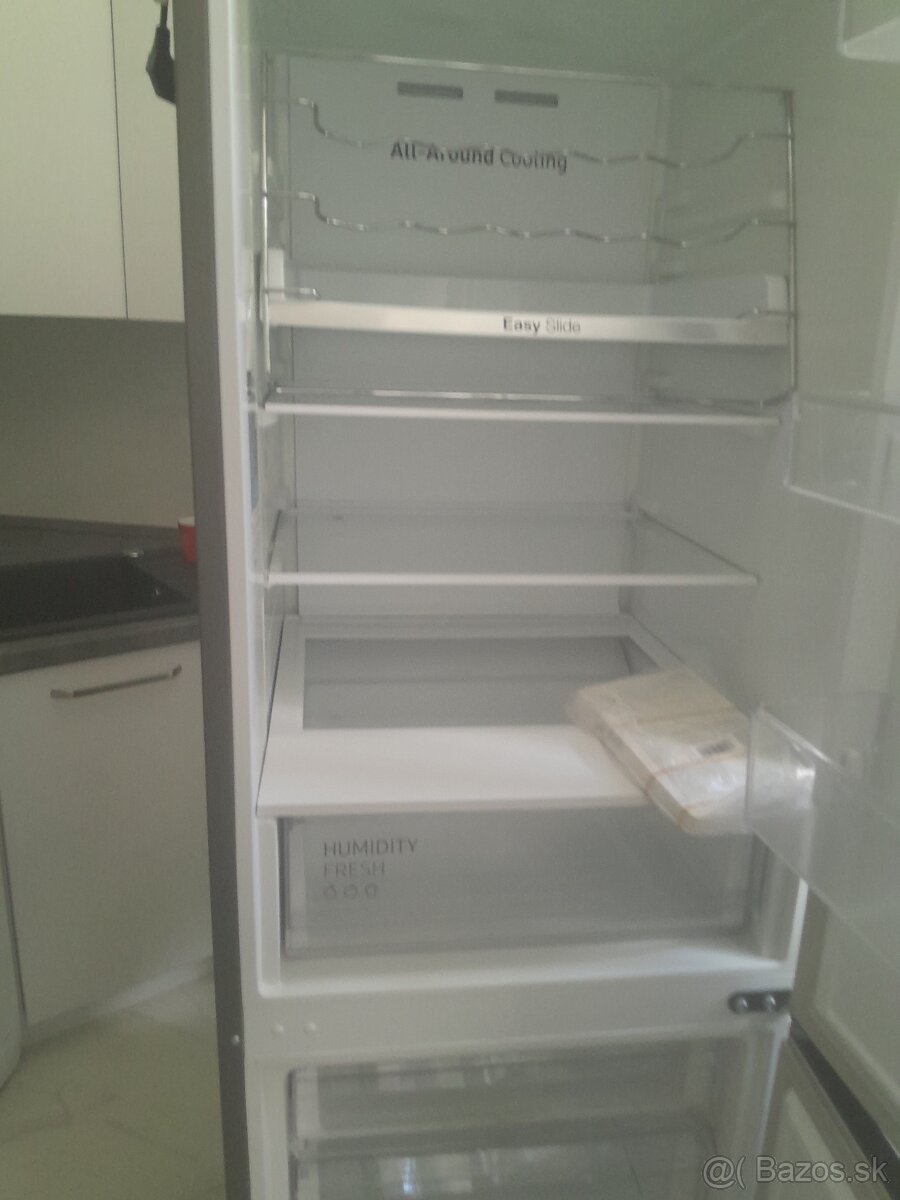 Predám novú chladničku Samsung - 3
