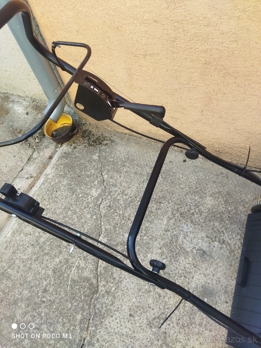 Benzínový vertikutator geo -tec - 3
