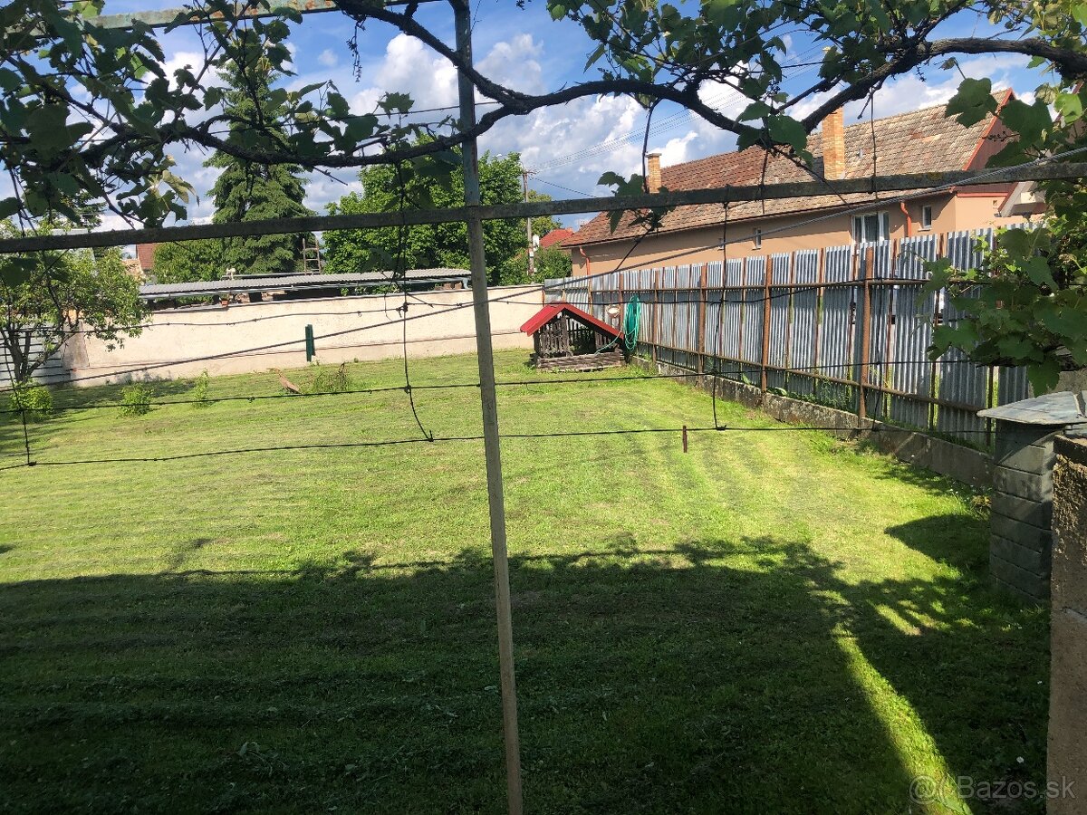 Predám 5-izbový rodinný dom v Očovej - 3