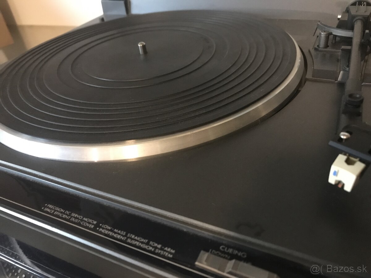 Predam gramofon (JVC) - 3