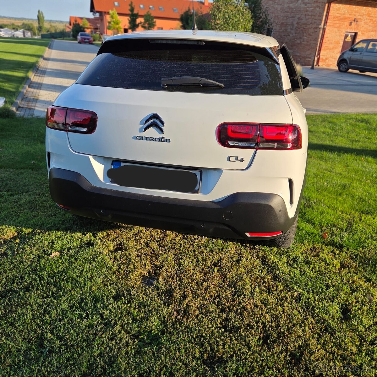 Citroën C4 Cactus Puretech 110 s&s e6.2 shine - 3