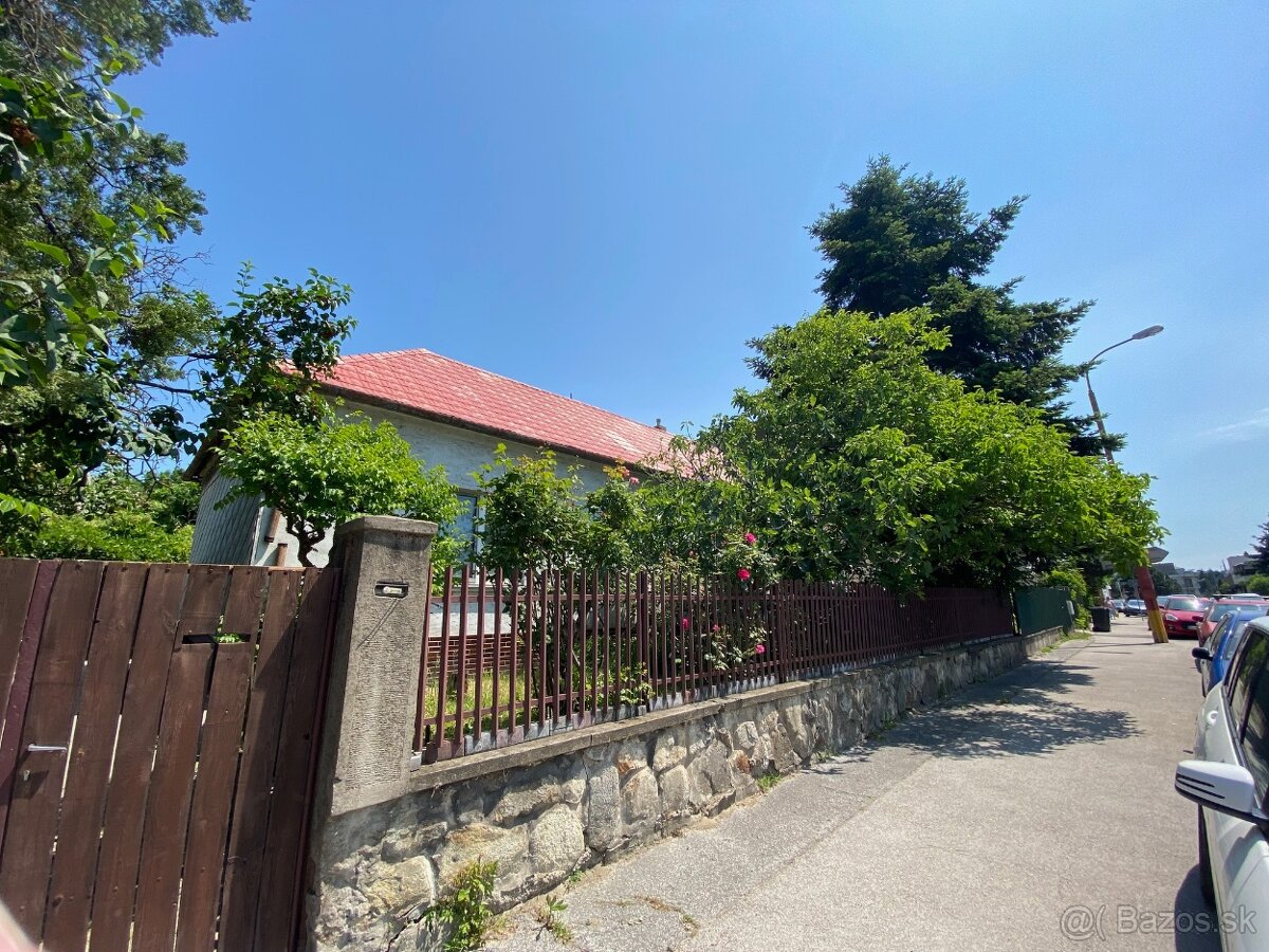 Starší 4i. RD 206m, pozemok 1006m,ul. Pri Suchom Mlyne, BA I - 3