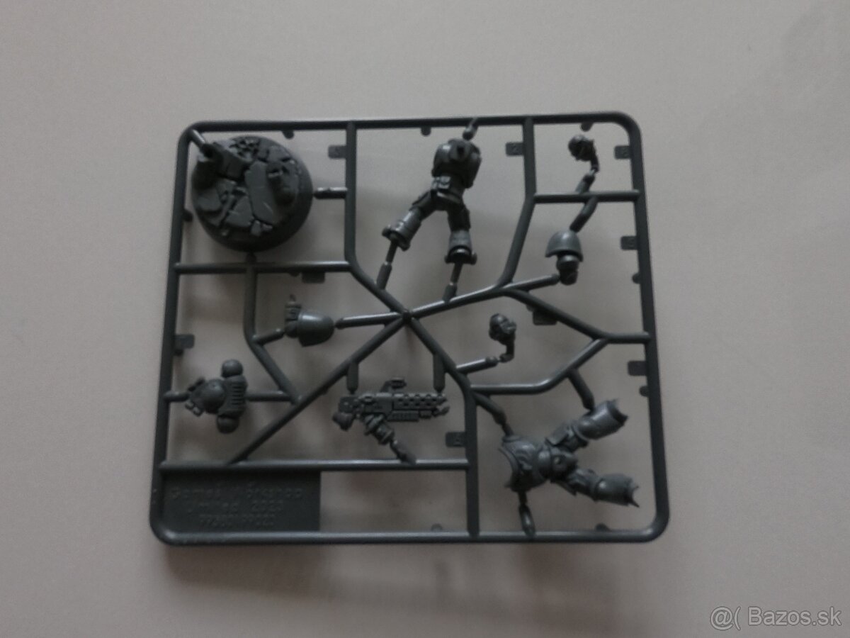 Warhammer figúrky - 3