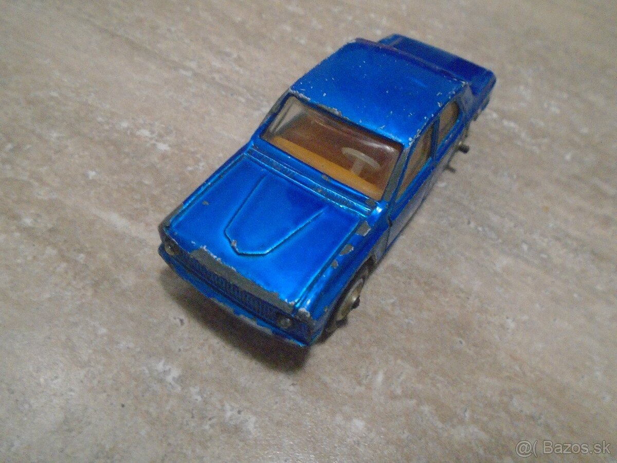 Stará Hračka Volha 24 USSR - 3