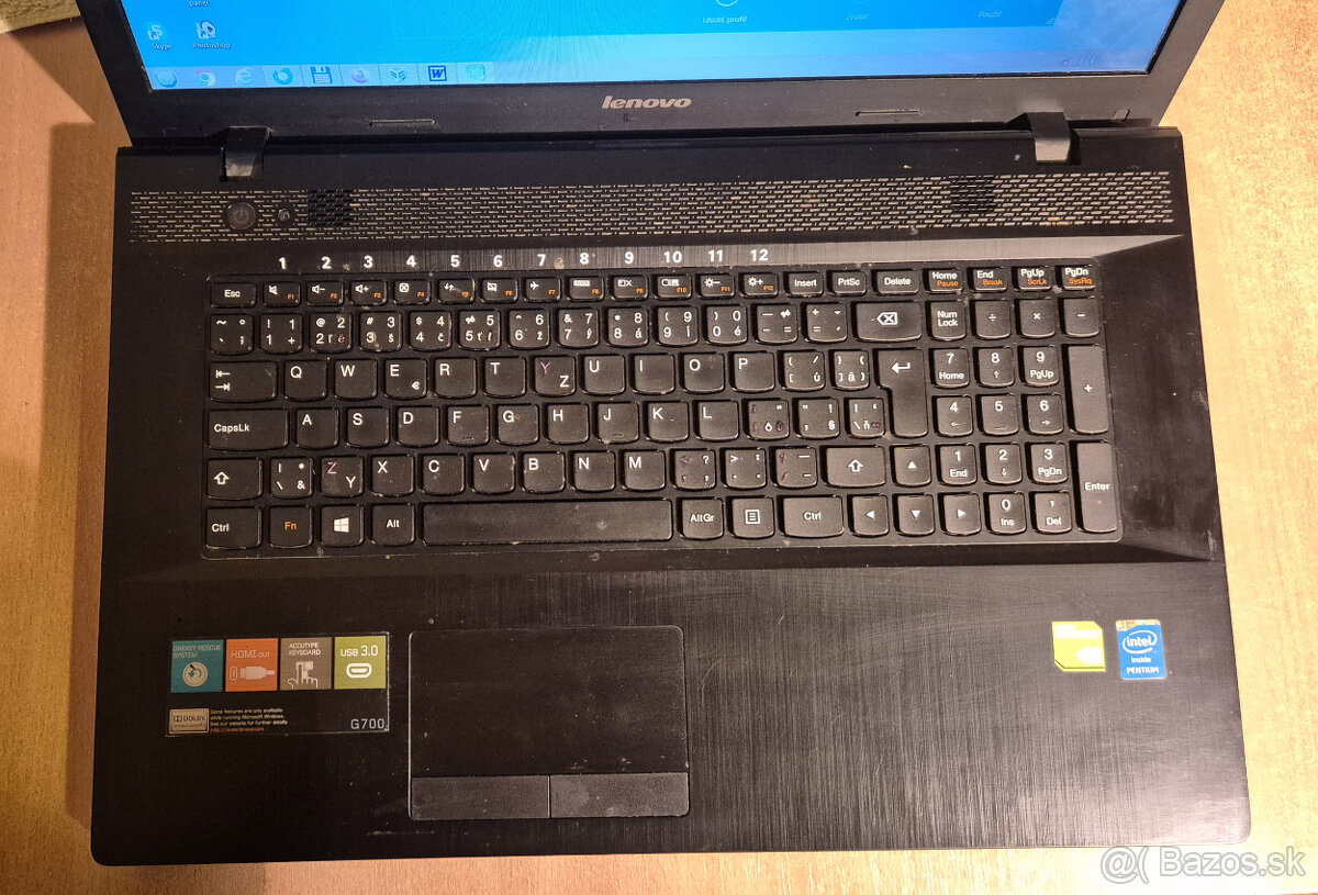 Lenovo G700 notebook - 3