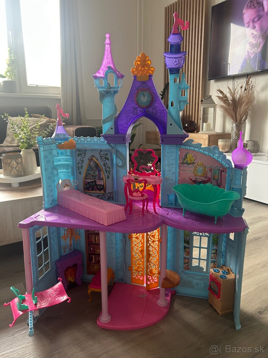 Barbie - Disney Princess zámok - 3