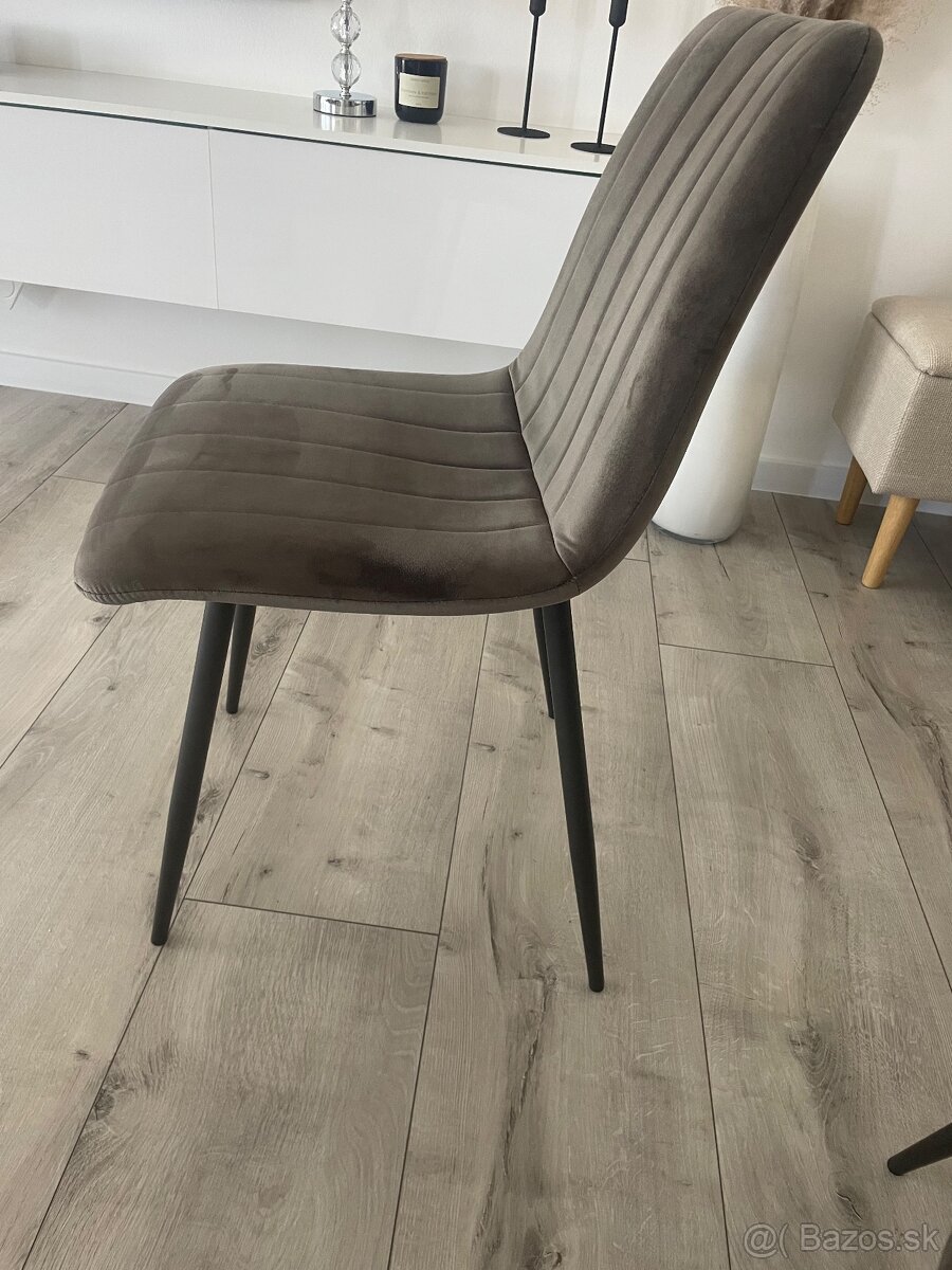 Jedalenske stolicky - 3