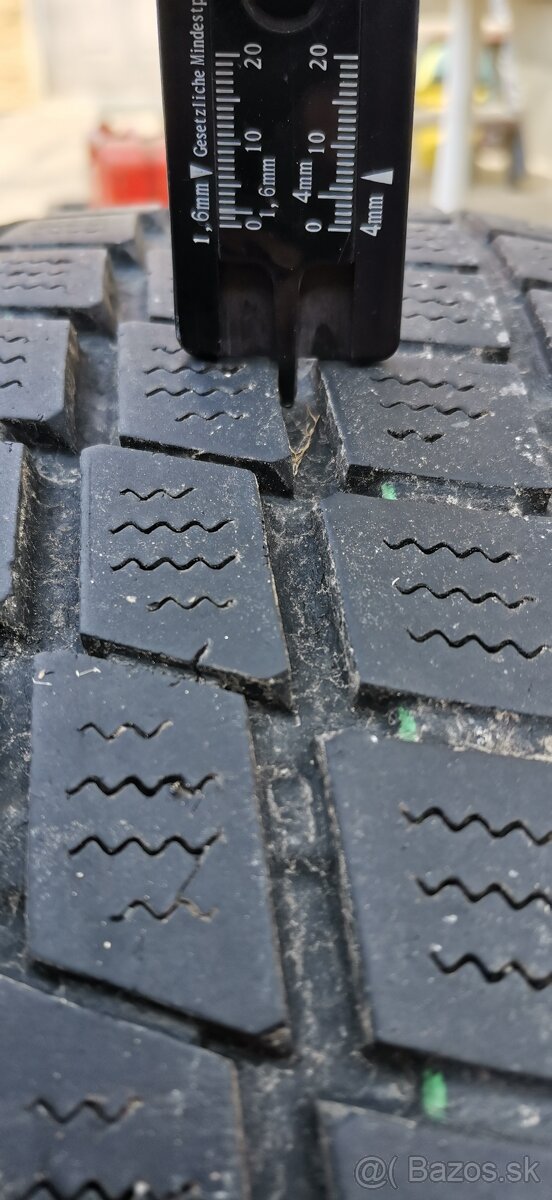 Predám zimné pneumatiky Toyo - 3