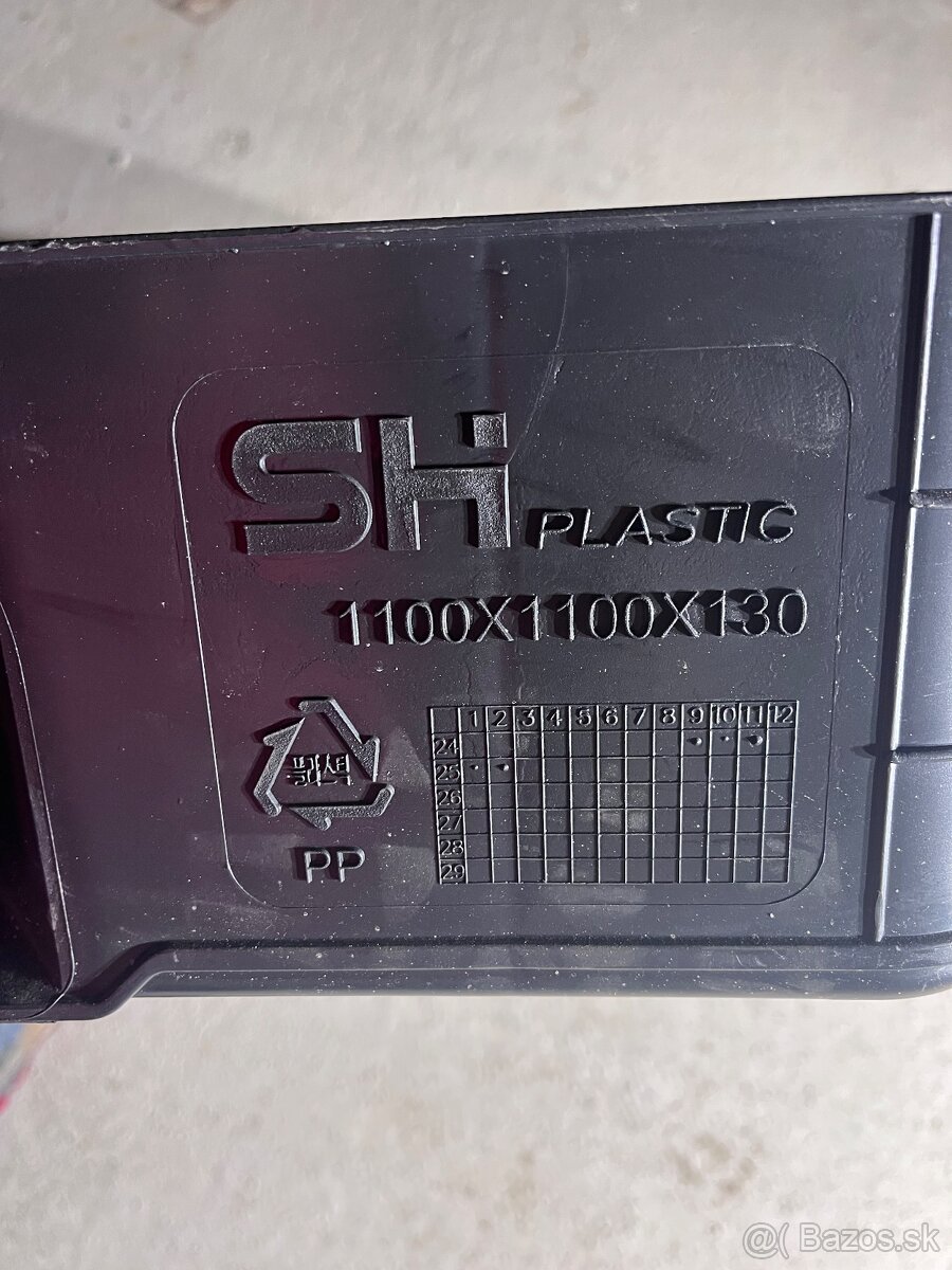 Plastove palety 110x110 - 3