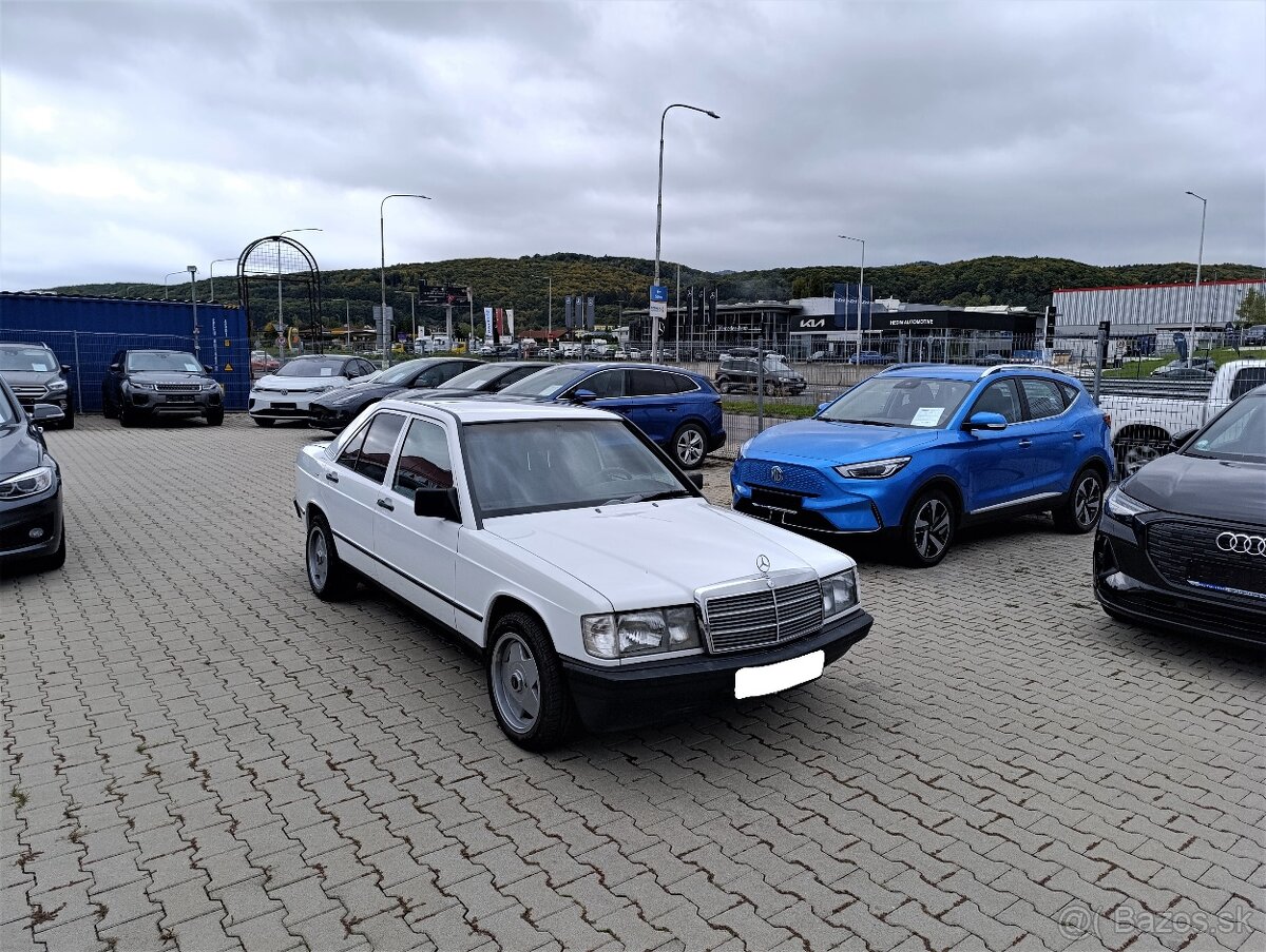Mercedes-Benz 190 E - 3