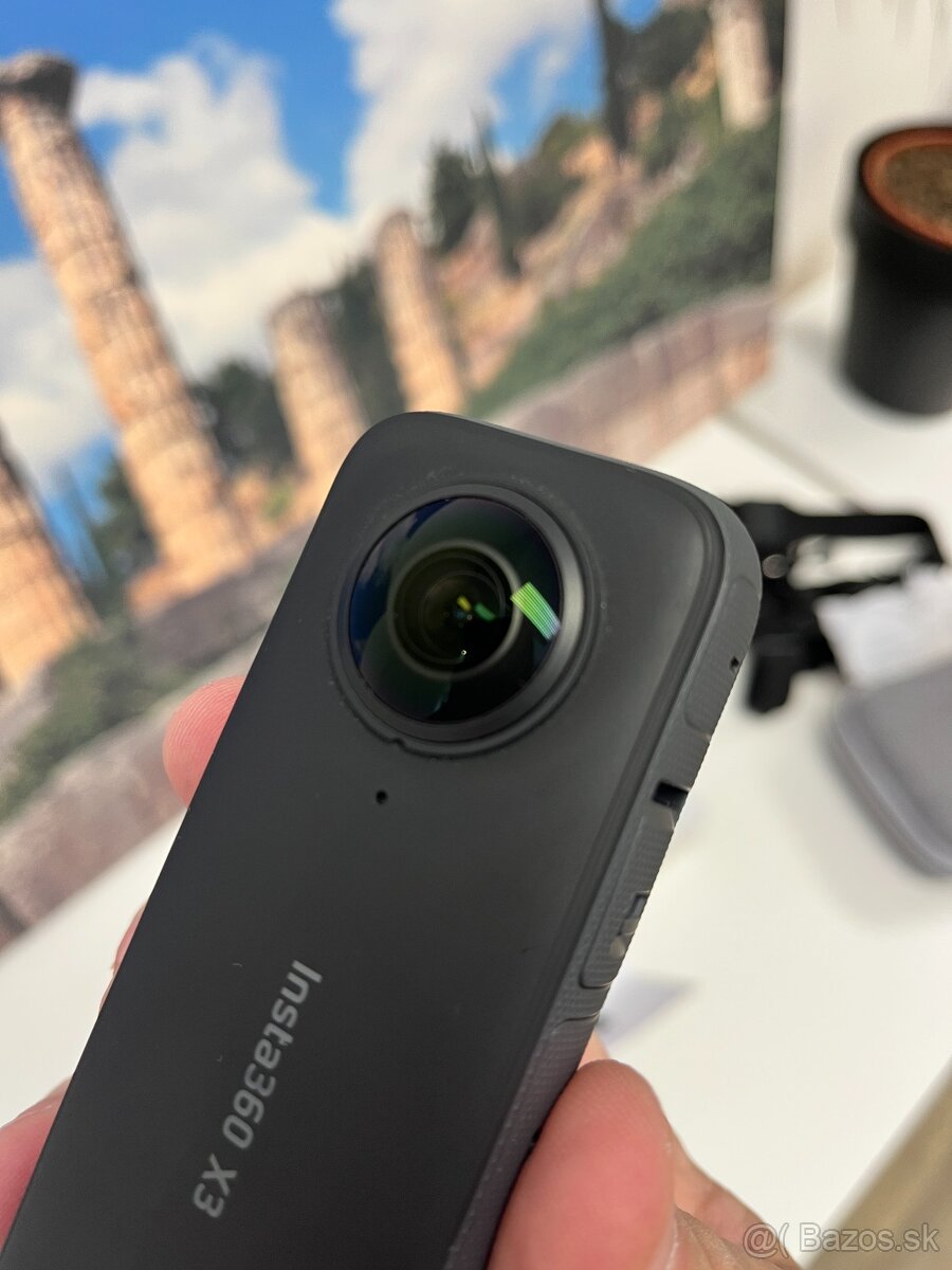 Akčná kamera Insta360 X3 s príslušenstvom - 3