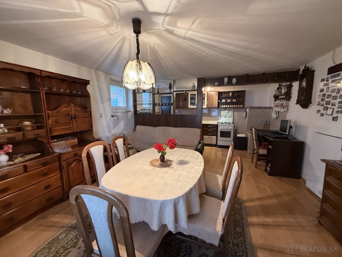 Rodinný dom 5+1, Žilinská Lehota , 160m², slnečný pozemok - 3