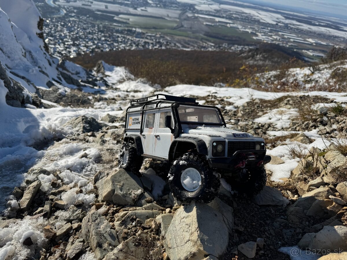Traxxas TRX-4 Defender - 3
