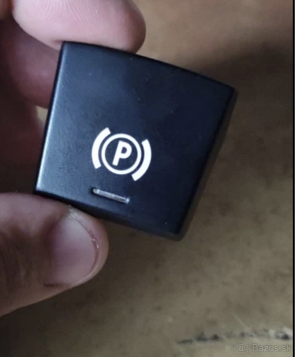 tlačidlo parkovacej brzdy - 3