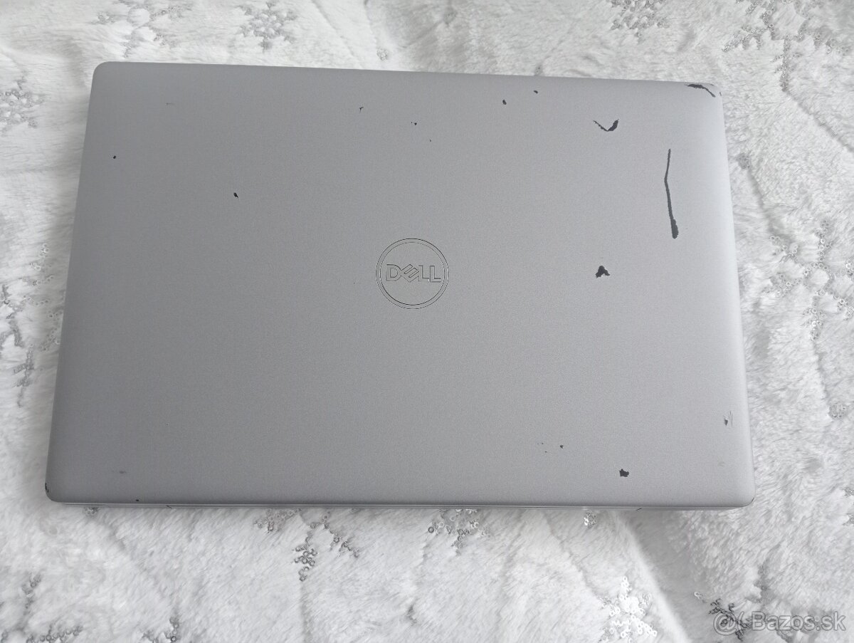 predám Dell Latitude 5410 , Intel i5 . 8gb ram , Win 11 - 3
