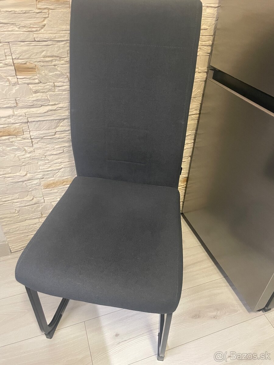 Jedálenský stôl ako nový - 3