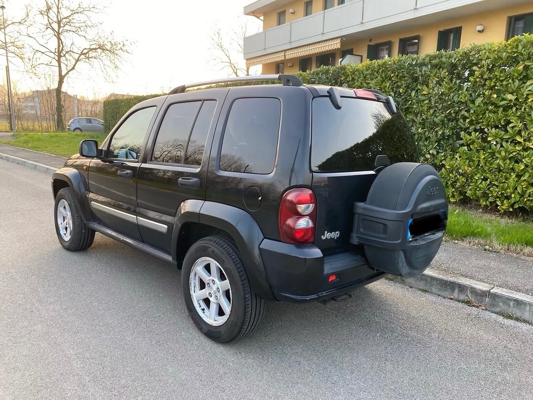 JEEP CHEROKEE 2.8 CRD LIMITED - 3