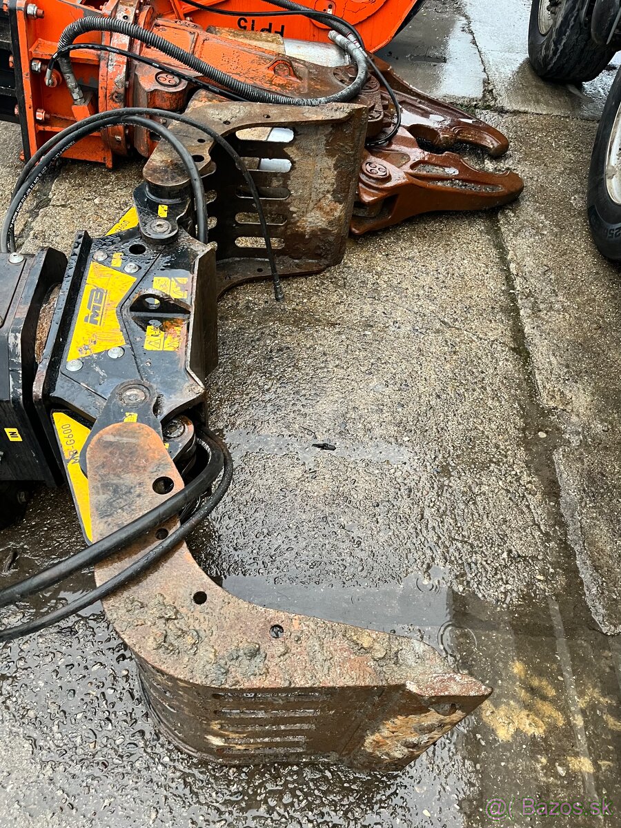 Triediaci drapák MB Crusher - 3