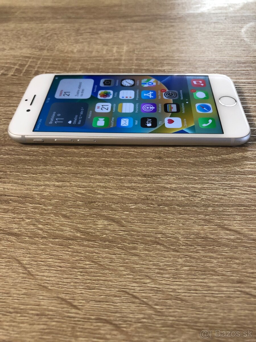 iPhone 8 / 64GB Biely / TOP stav - 3