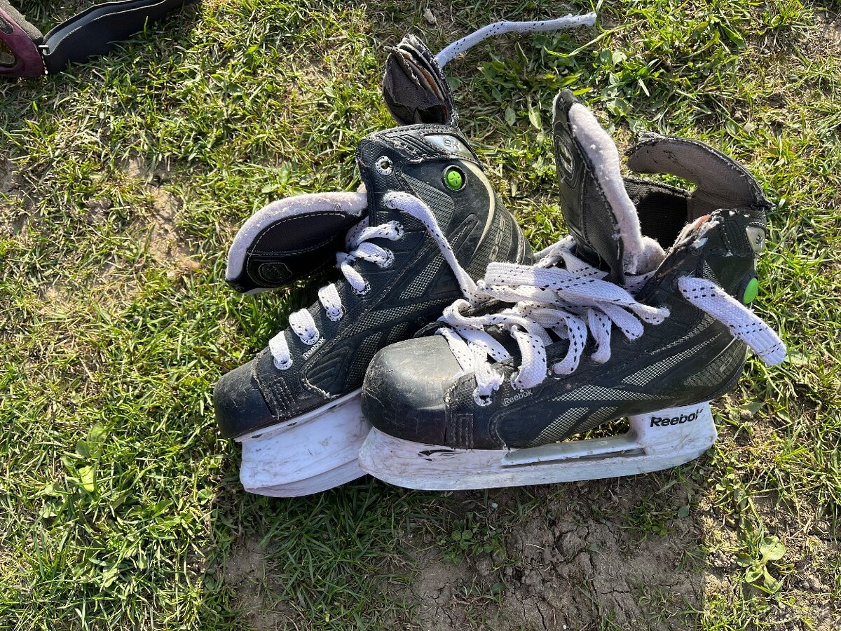 Korčule lyže, skateboard, prilby - 3