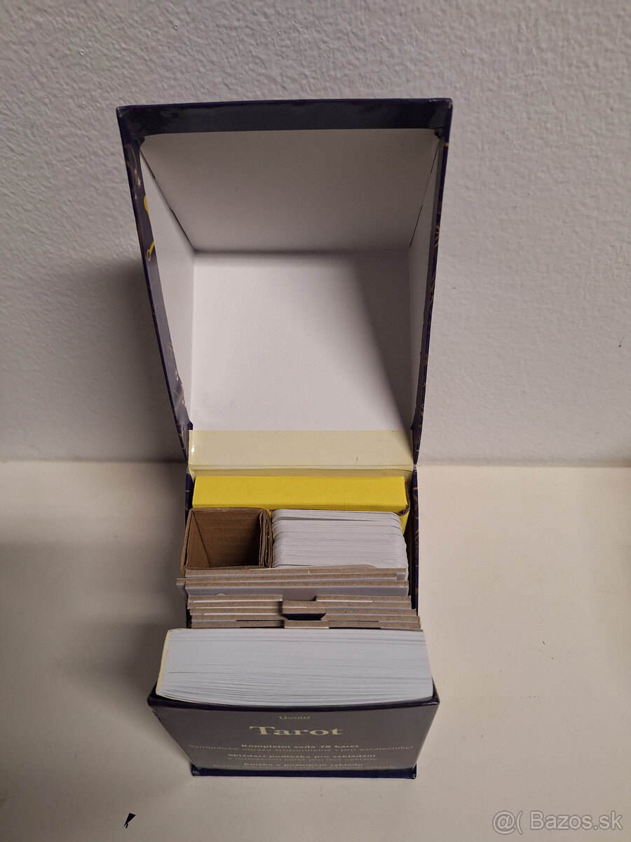Tarotové karty - karty, podložka + knižka - 3