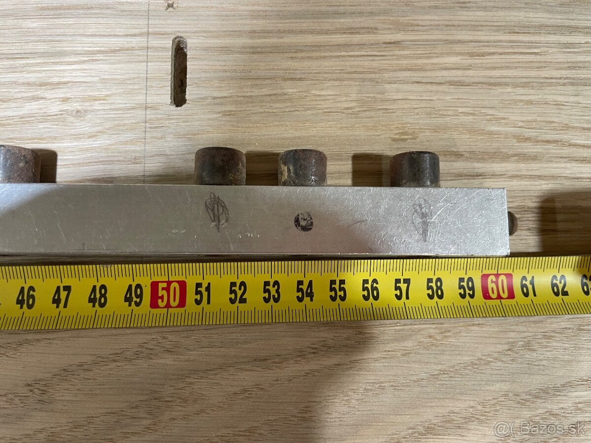 Predám AL kolíkovaciu lištu 60cm - 3