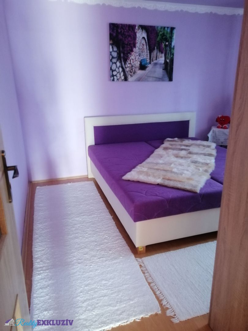 Predaj poschodový rodinný dom Hronovce - 3