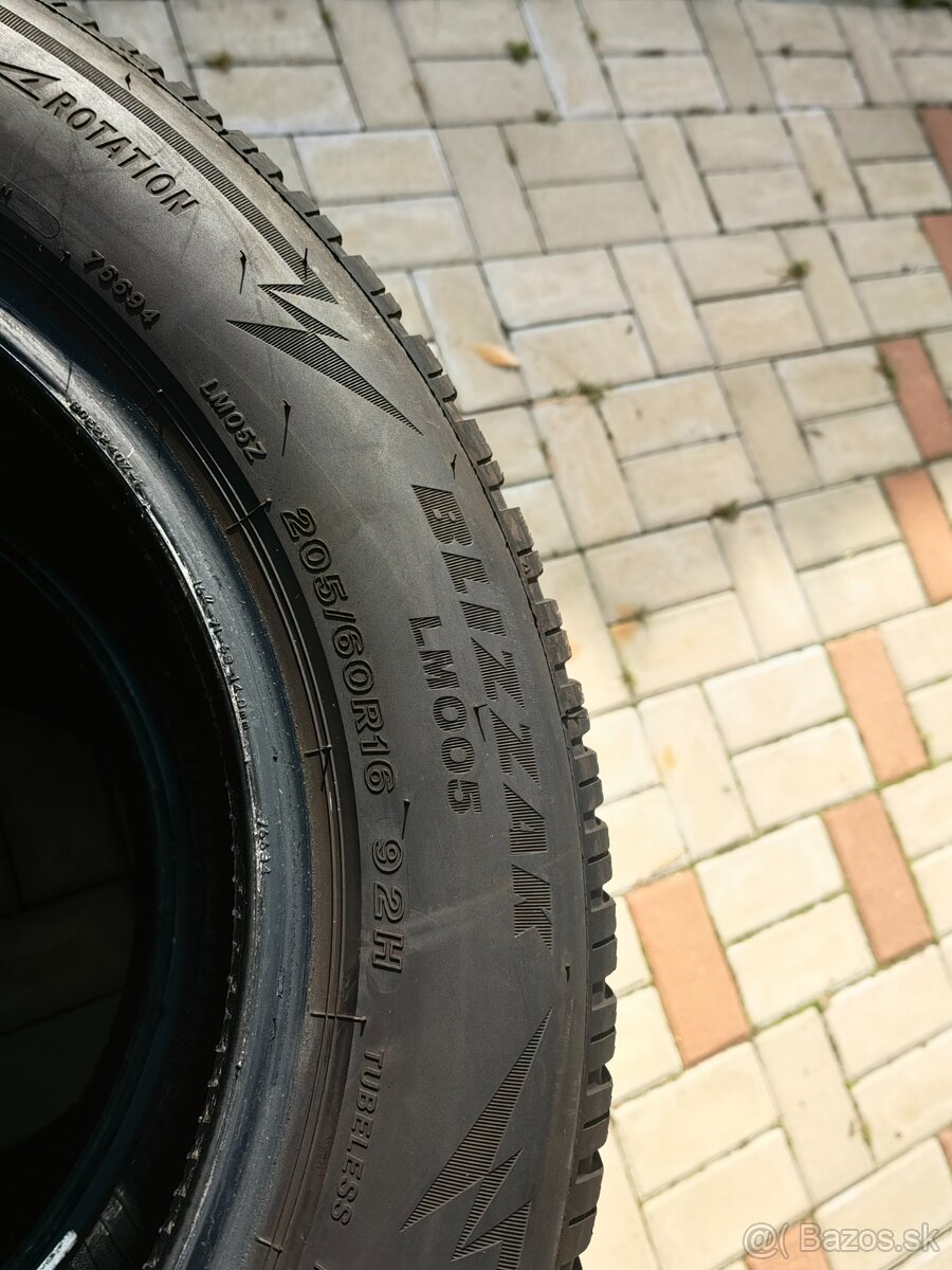 Bridgestone - 205/60 r16 zimné - 3