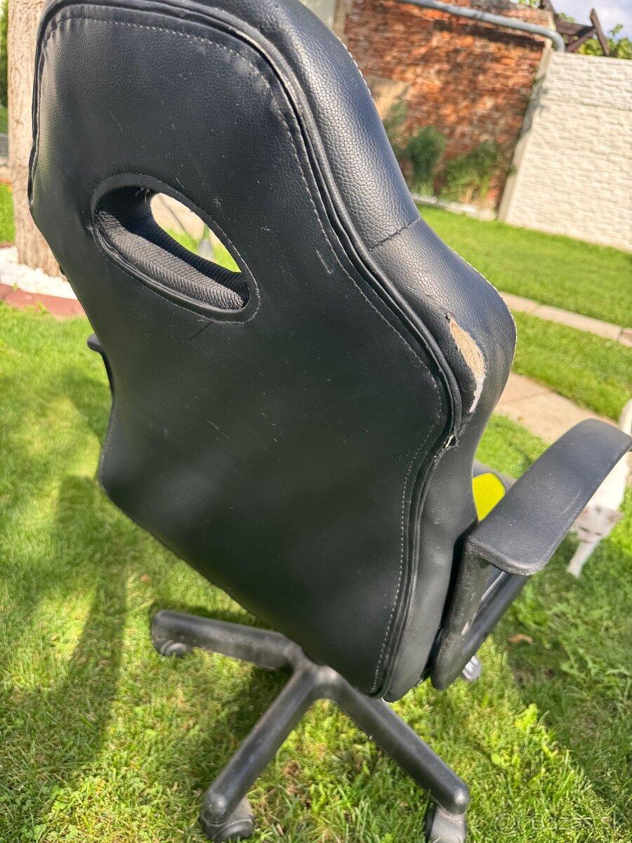 Darujem-Čáry - 3