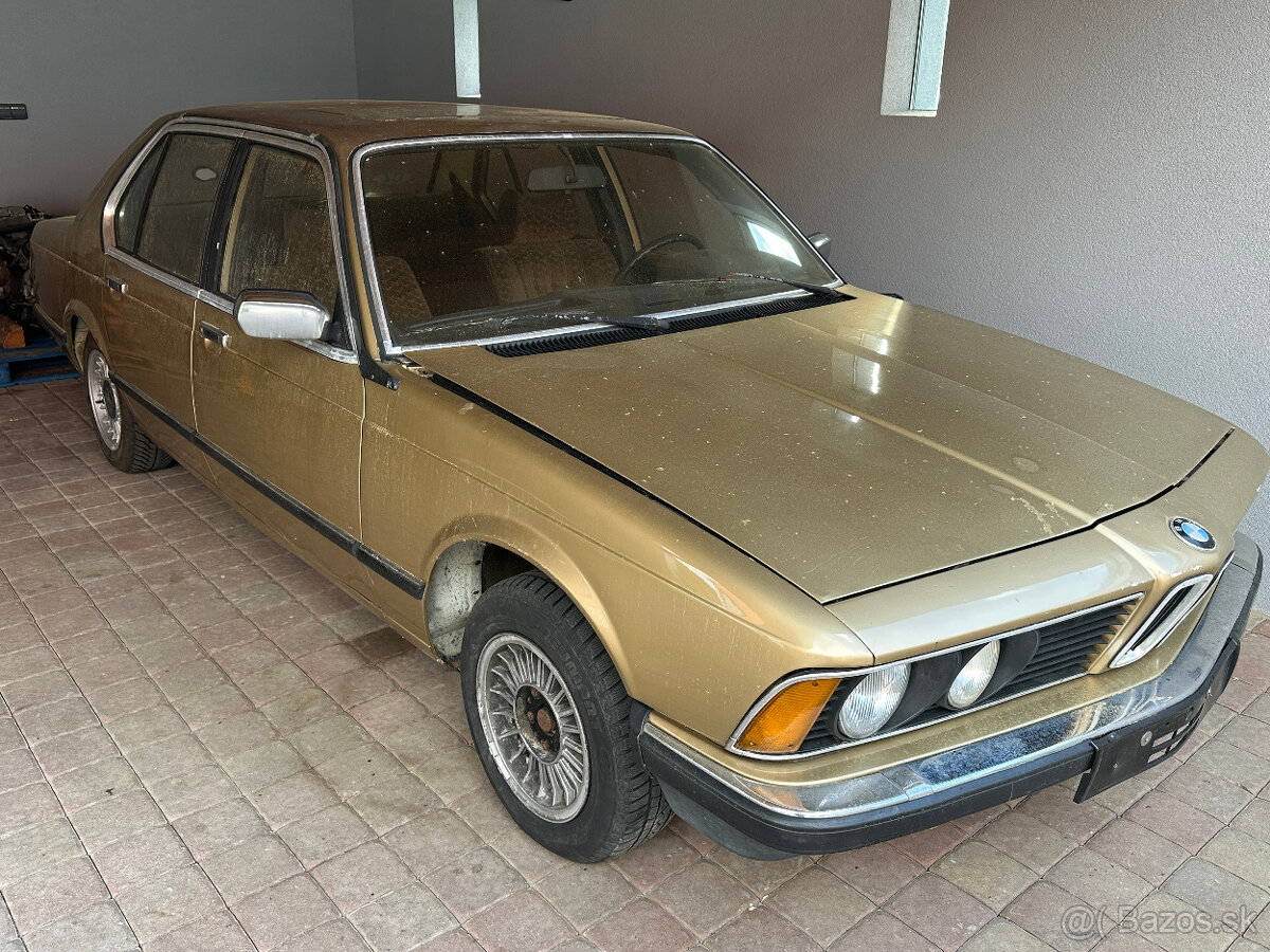 BMW 7 E23 728i pred face pojizdne - 3