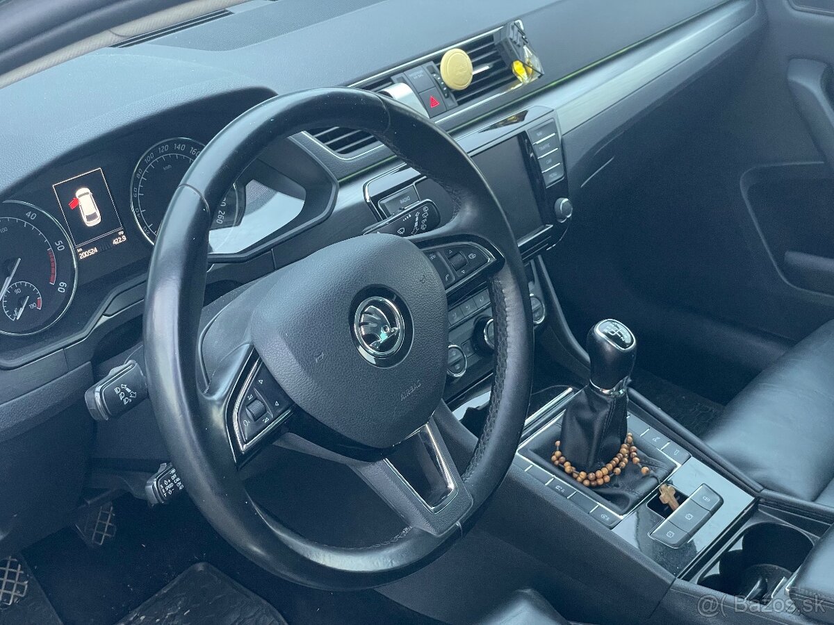 Škoda Superb Combi 2.0 TDI. 140 kW - 3