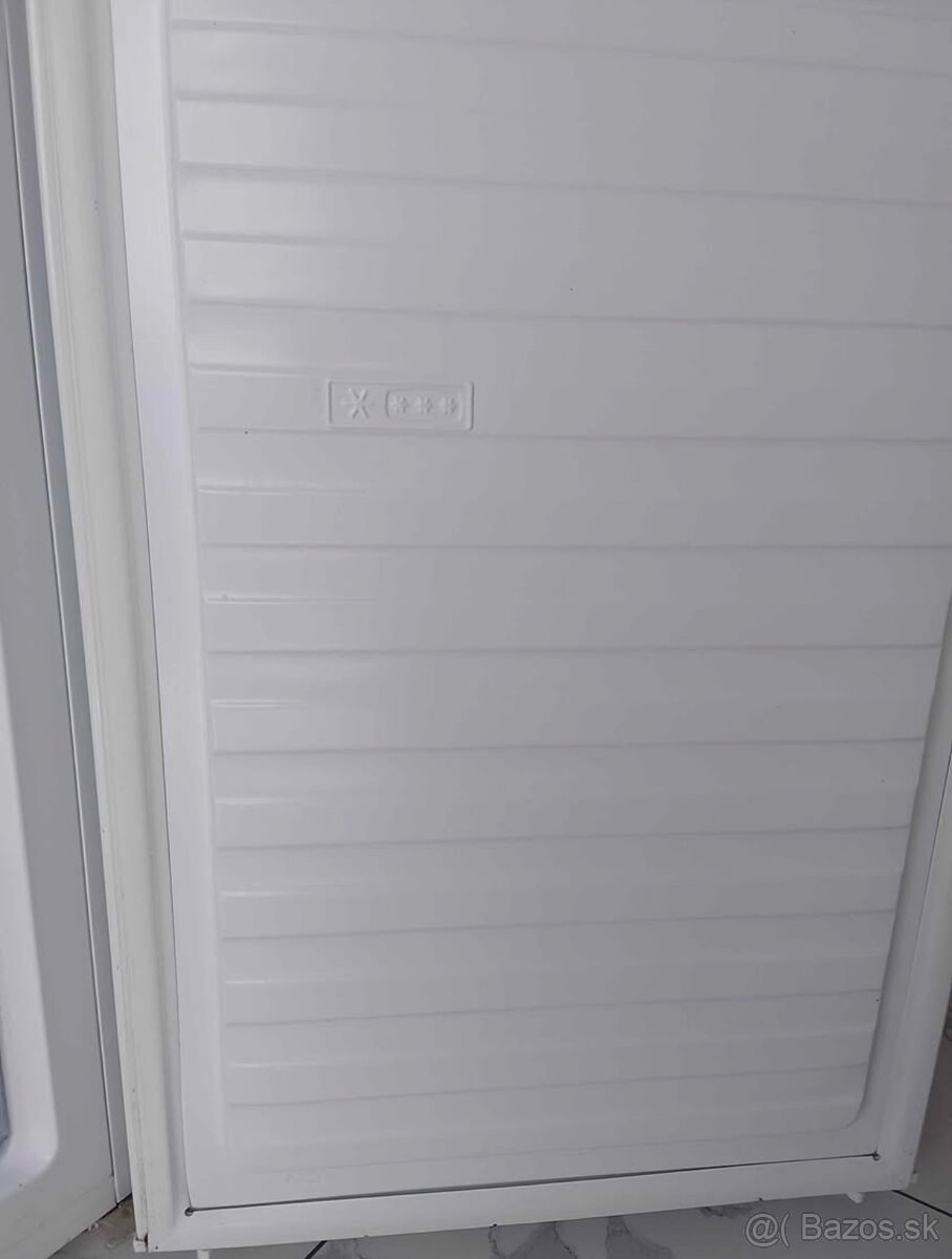 mrazak whirlpool - 3