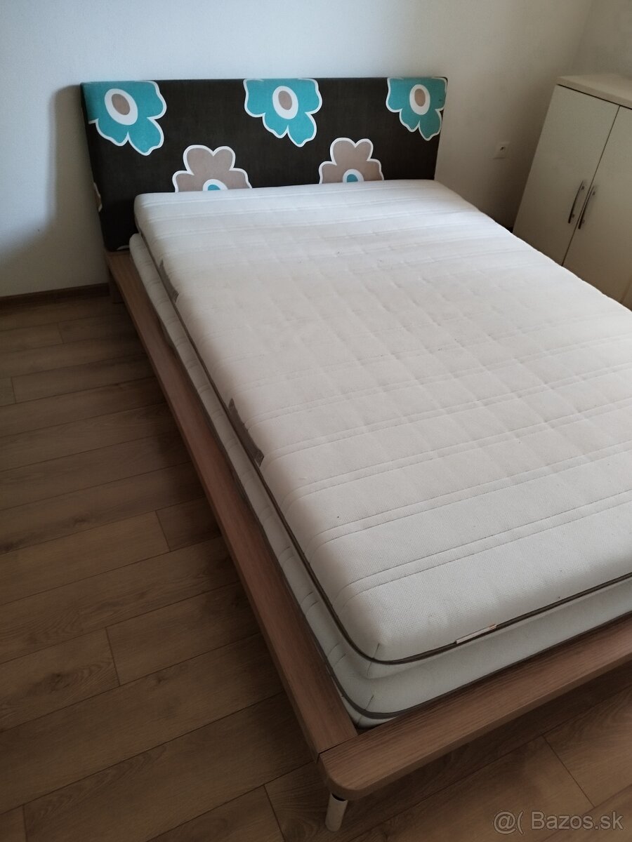 Manželská posteľ s matracom - 3