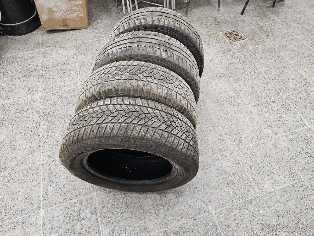Goodyear Ultragrip Performance 215/60 r16 99h - 3