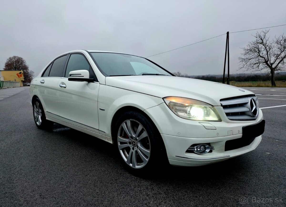 Mercedes C350 - 3