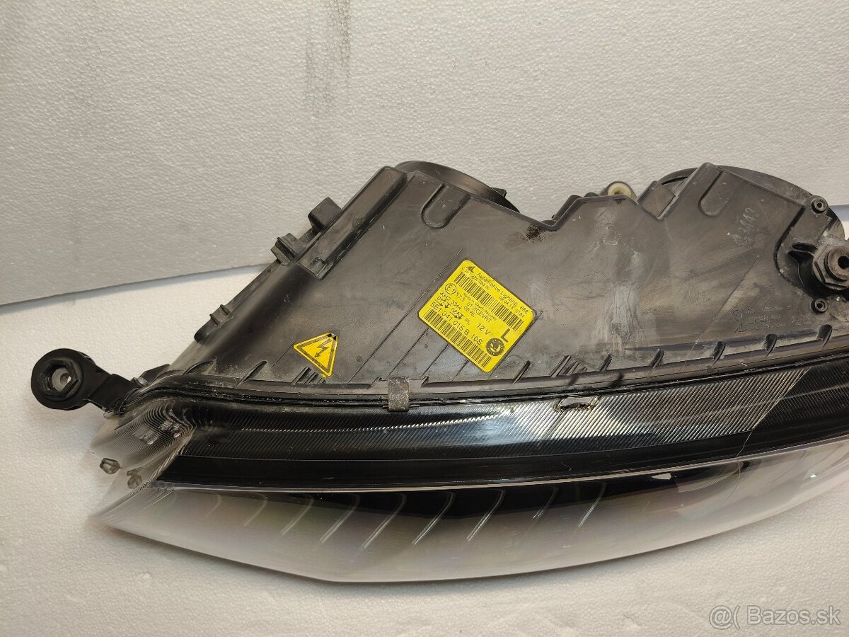 Škoda Octavia 3 predné bixenon D3S LED - 3