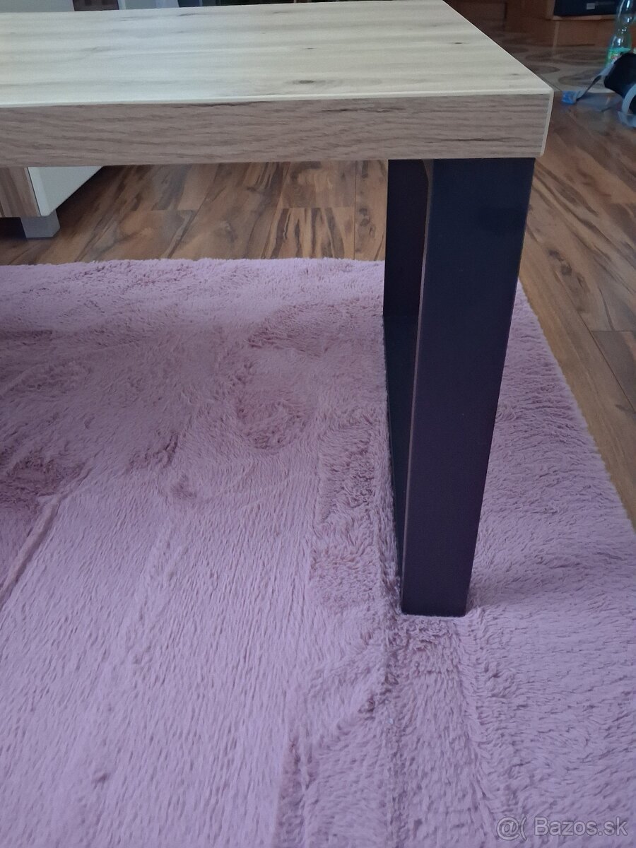 Konferenčný stolik - 3