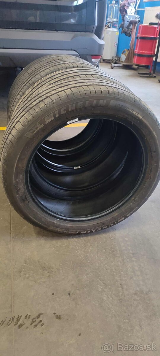 MICHELIN E PRIMACY 205/55 R19 97H pneumatiky - 3